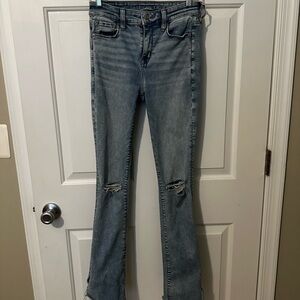 American Eagle Outfitters Women's Light Blue Flare Jeans